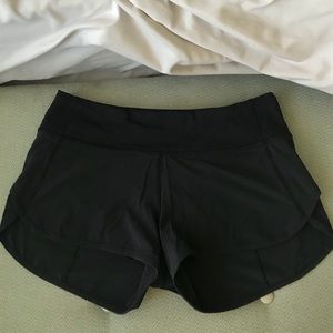 Lululemon black speed short size 4